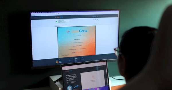 Các sáng kiến xây dựng chính phủ số ở Singapore