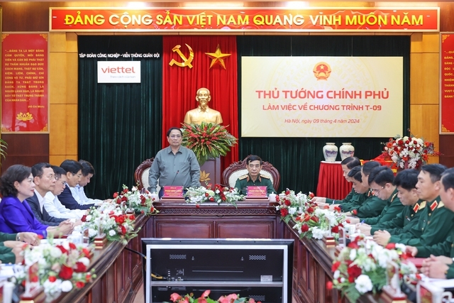 Bộ trưởng Nguyễn Mạnh Hùng tham gia Đoàn công tác của Thủ tướng Chính phủ làm việc với Tập đoàn ViettelMới