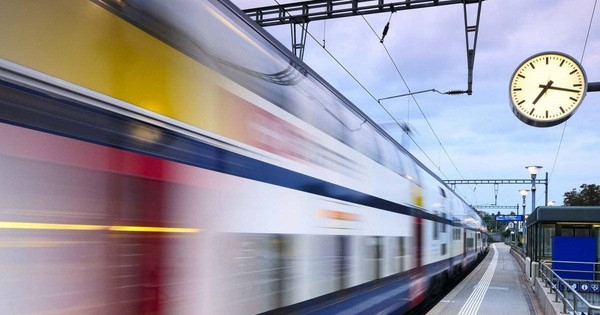 Ngành vận chuyển bằng đường sắt nên dựa nhiều vào AI hơn là bê tông