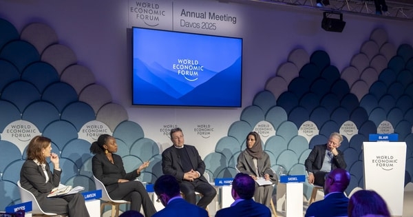 Làm thế nào “tái cấu trúc” chính phủ, sử dụng AI trong thời đại trí tuệ nhân tạo?